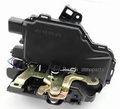 Kapı Kilidi Arka Sağ - Bora - 1999 - 2001