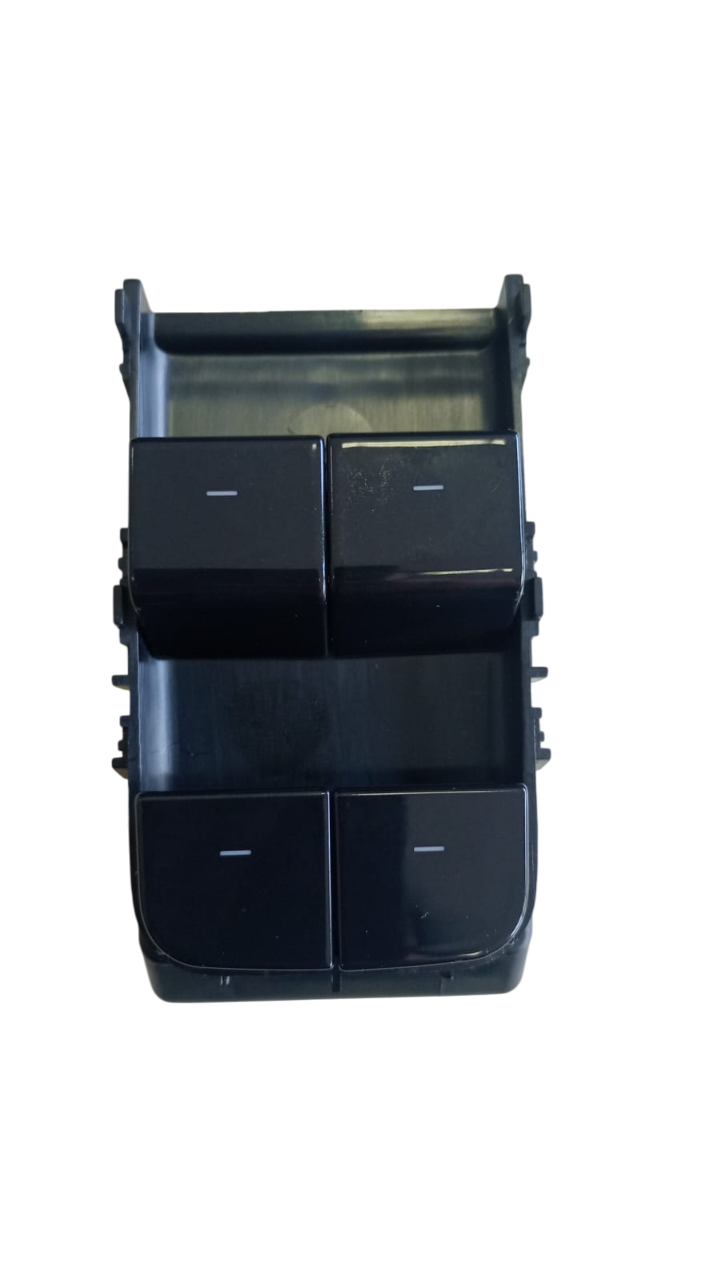 Sol Kapı Dörtlü Cam Düğmesi - Tesla - Model Y