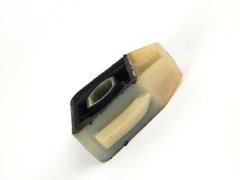 Radyatör Bağlantı Takozu Alt - AHW - Motor - 1.4/1.6 TDI - Toledo - 1999 - 2001