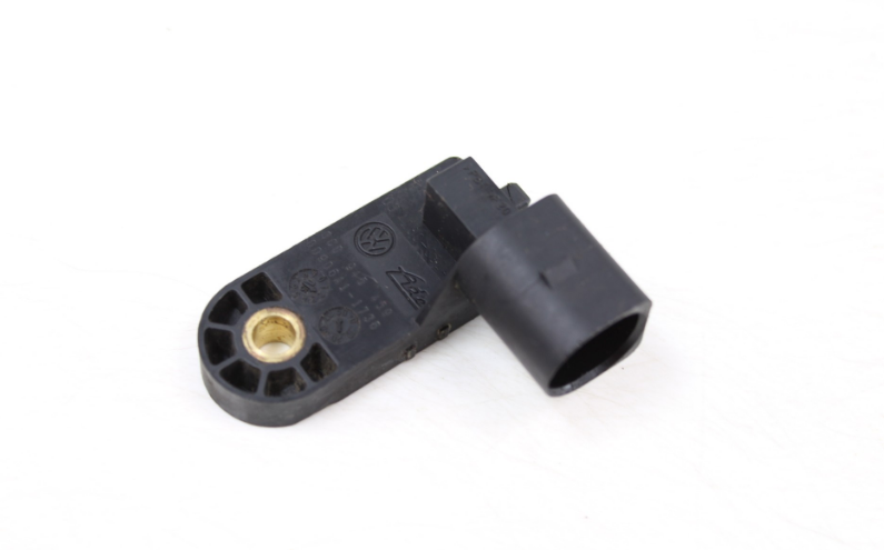 Fren Lambası Müşürü - Touran - 2006 - 2015