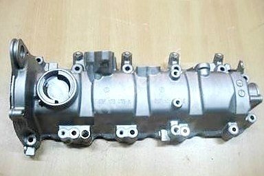 Motor Külbütör Kapak - Golf - 2009 - 2014