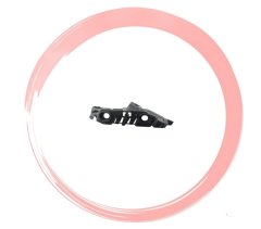 Ön Tampon Bağlantı Braketi Sağ Passat -  2015