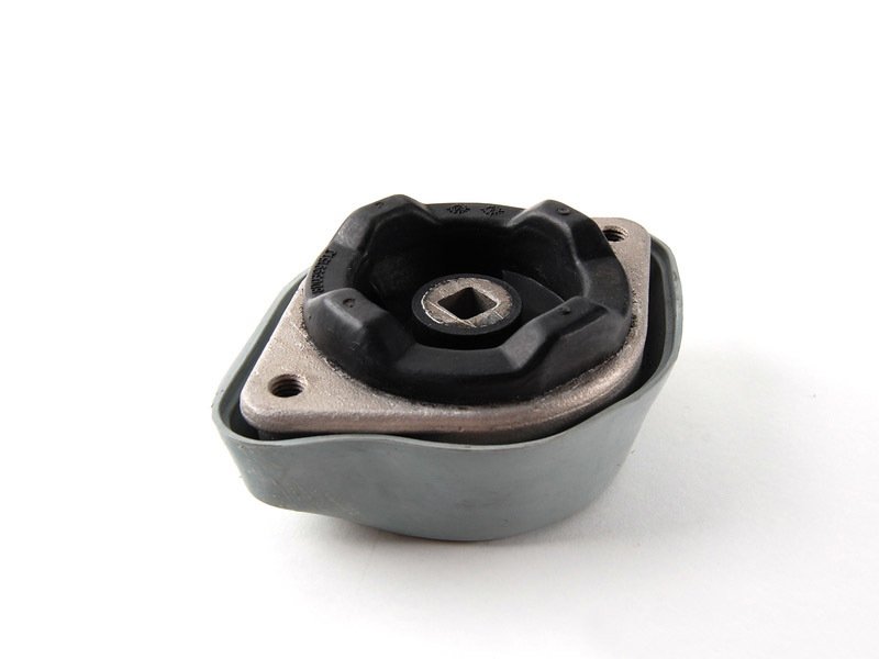 Şanzıman Kulağı Civatalı - Passat - A4